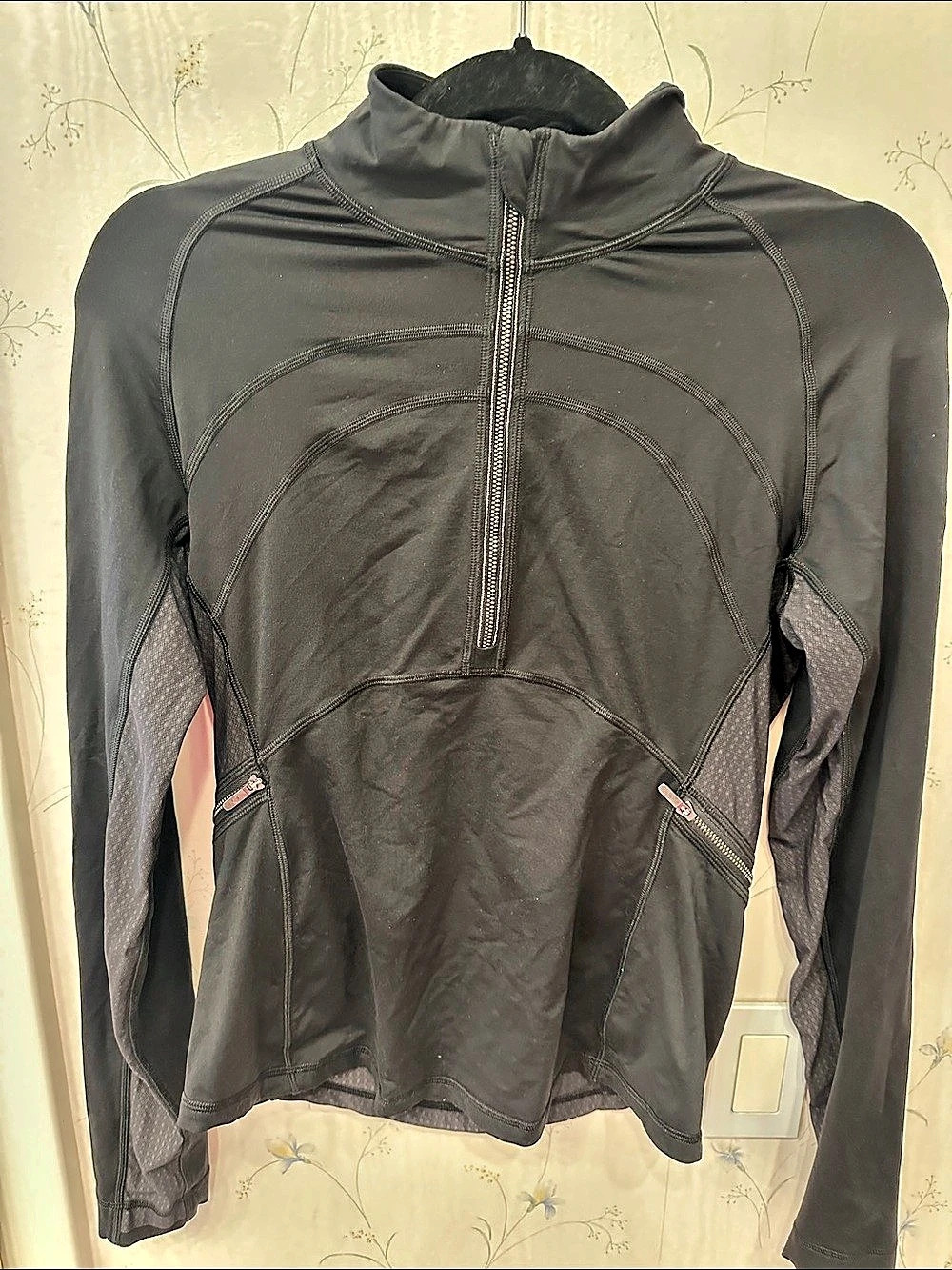 Lululemon New Route 1/2 Zip Black Athletic Pullover